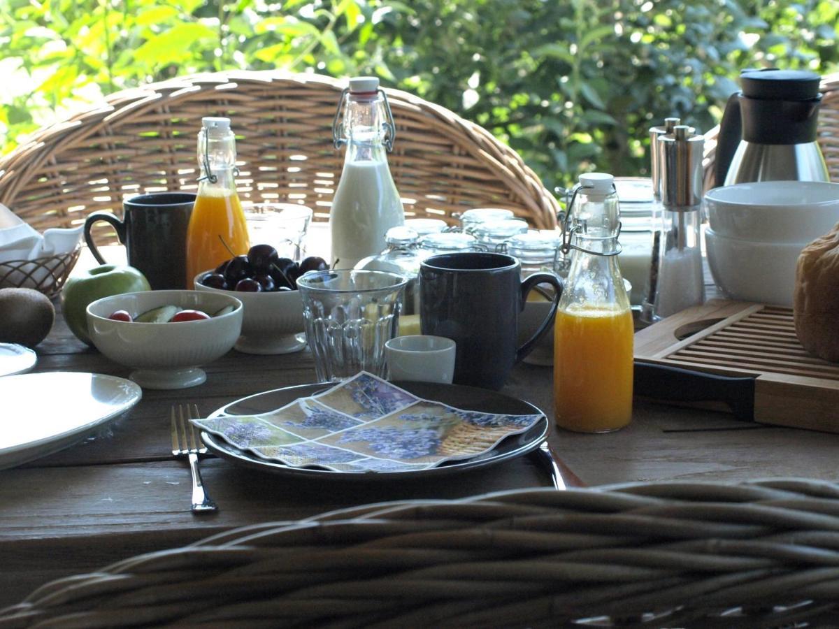 Bed & Breakfast De Schuur Inn Numansdorp 外观 照片